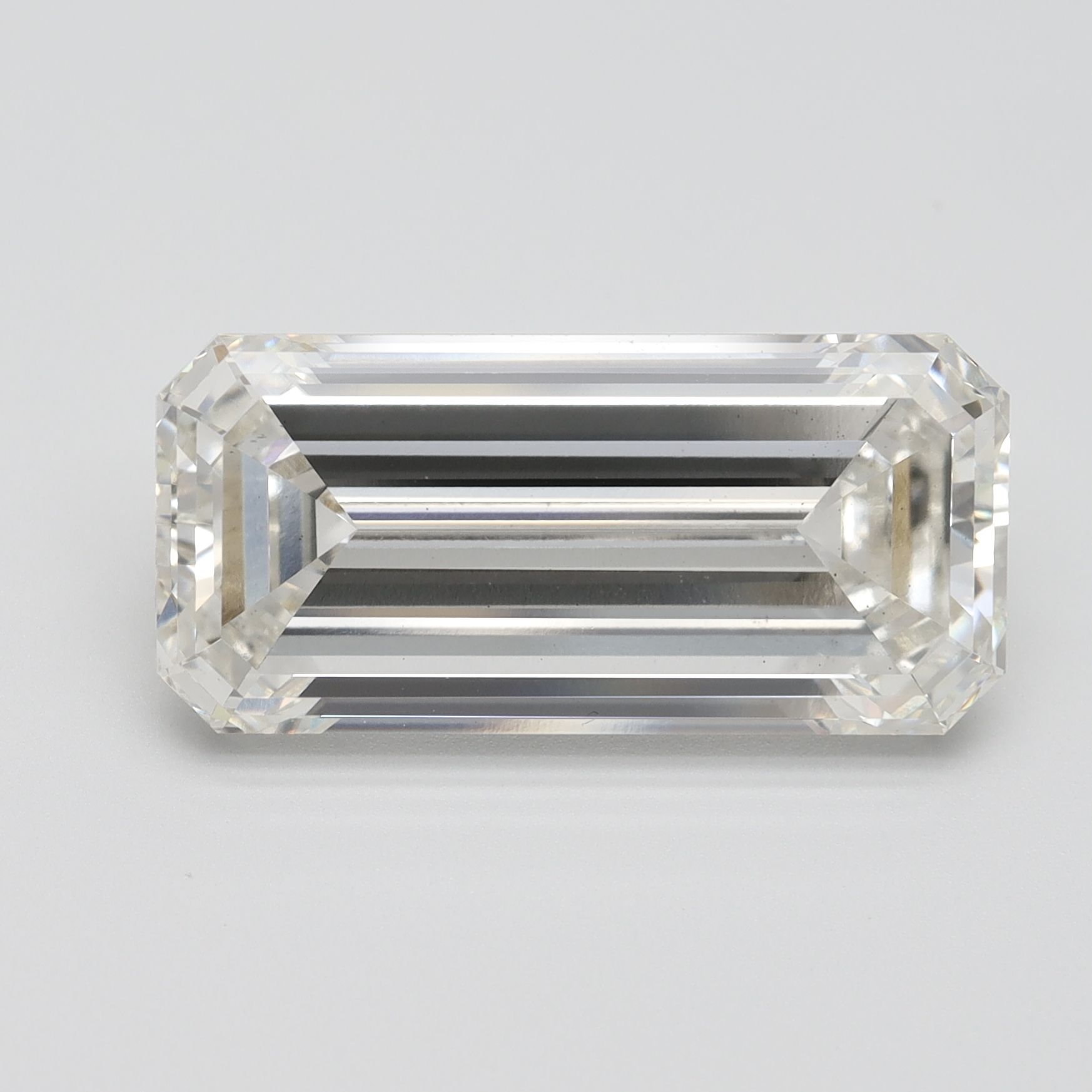 9.57 ct. emerald Lab Grown Diamond front image
