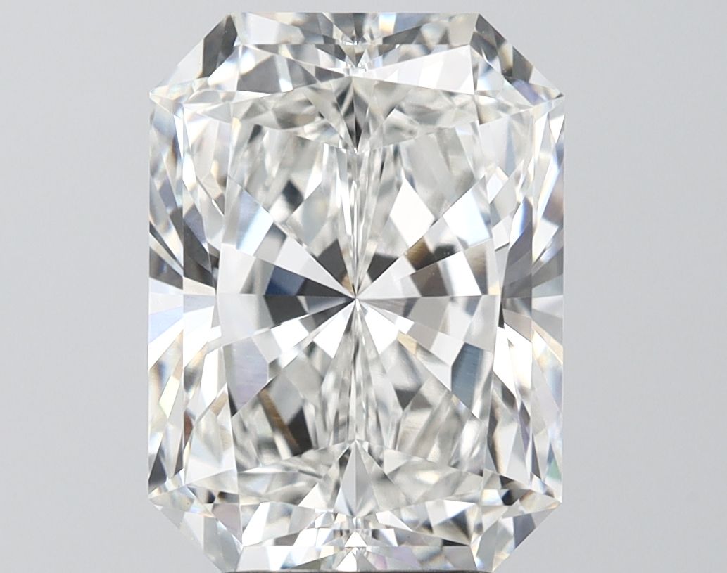 4.77 ct. radiant Lab Grown Diamond front image