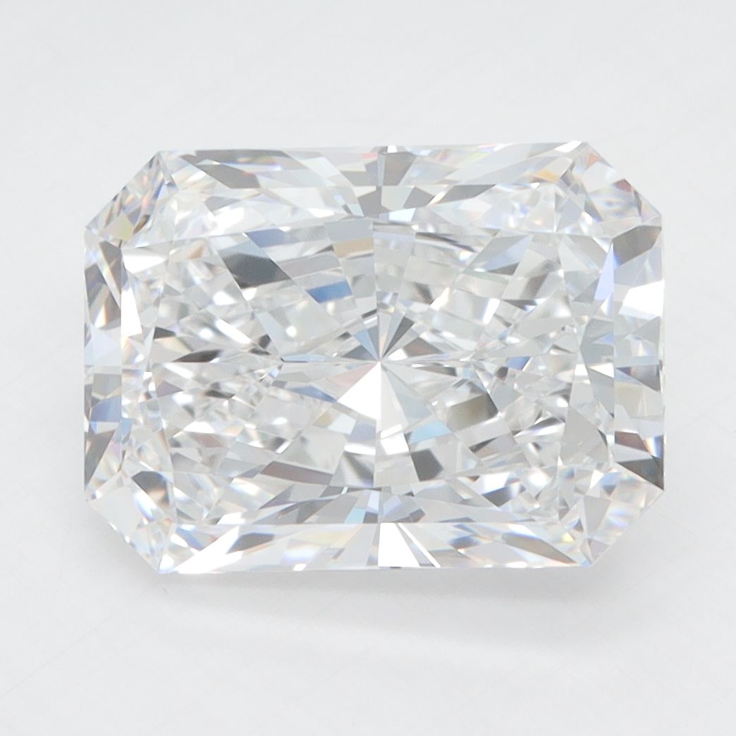 4.40 ct. radiant Lab Grown Diamond front image