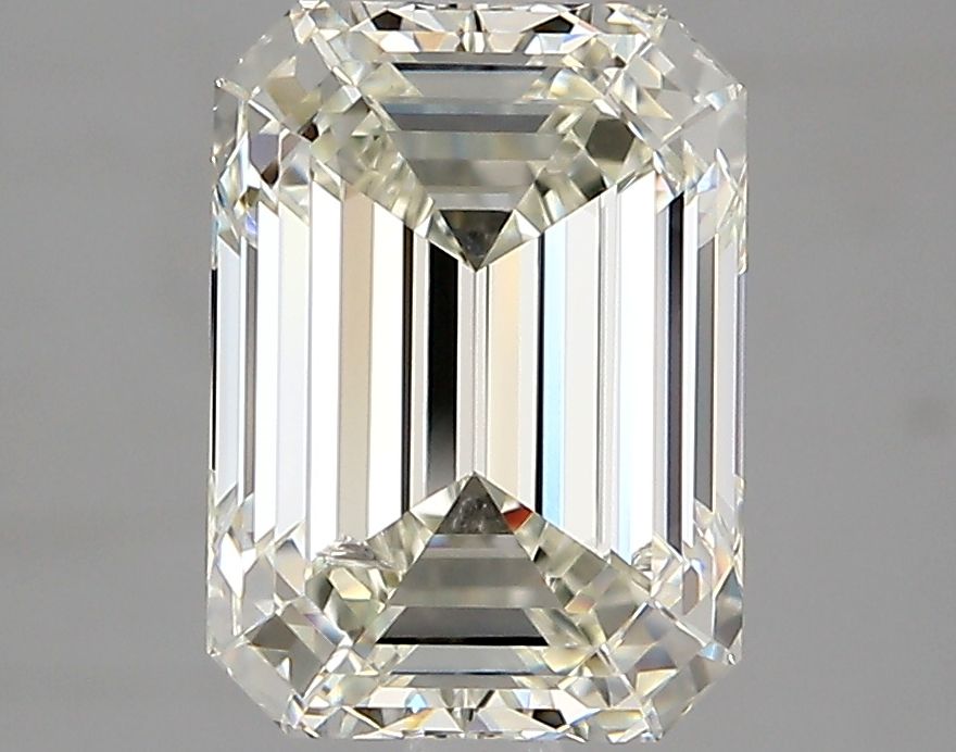 3.01ct Emerald diamond