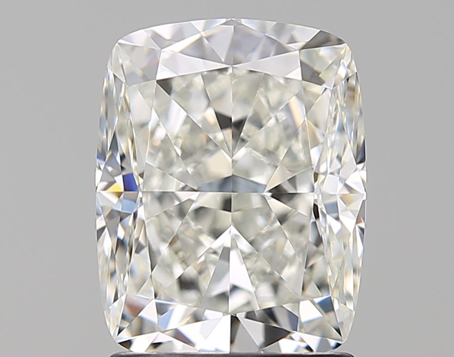 2.03 ct Cushion Brilliant diamond