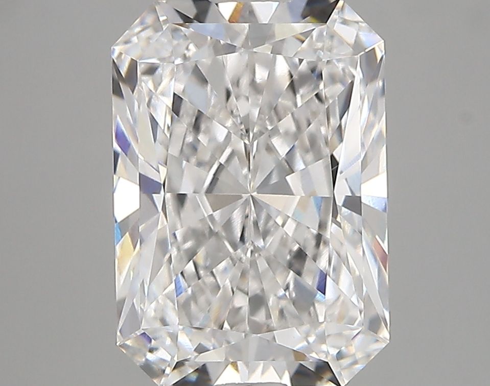 3.66 ct. radiant Lab Grown Diamond front image