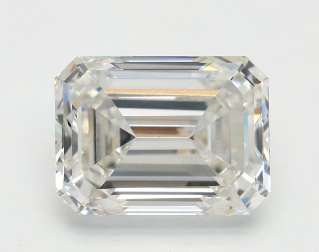 3.06 ct Emerald diamond