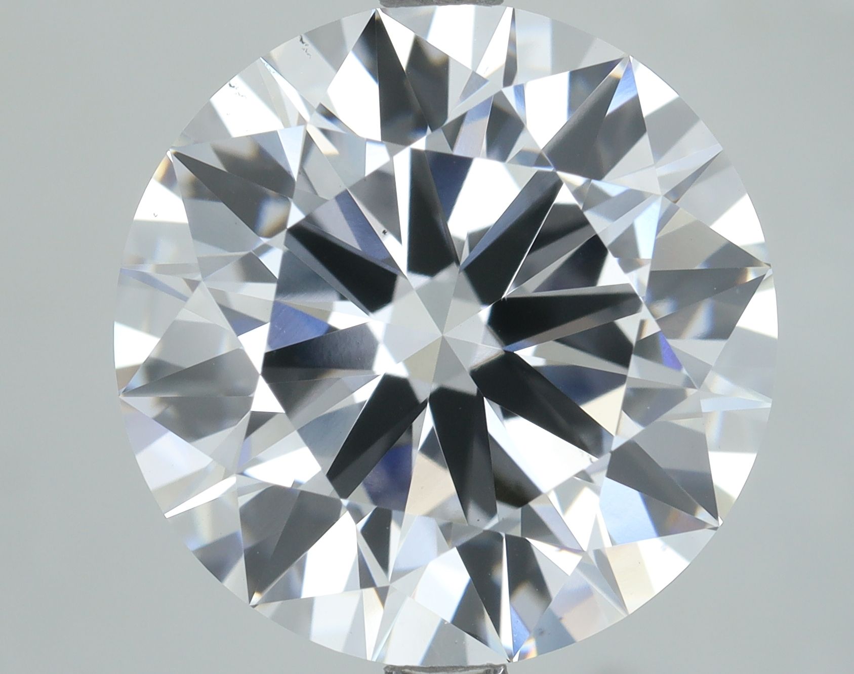 5.57 ct. round Lab Grown Diamond front image