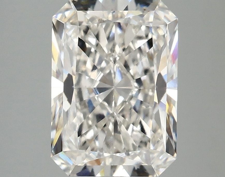 3.08 ct Radiant diamond