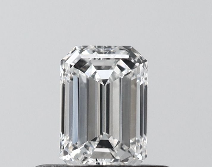 0.50 ct. emerald Lab Grown Diamond front image