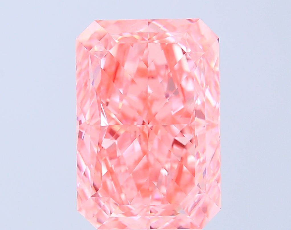 7.00 ct. radiant Lab Grown Diamond front image