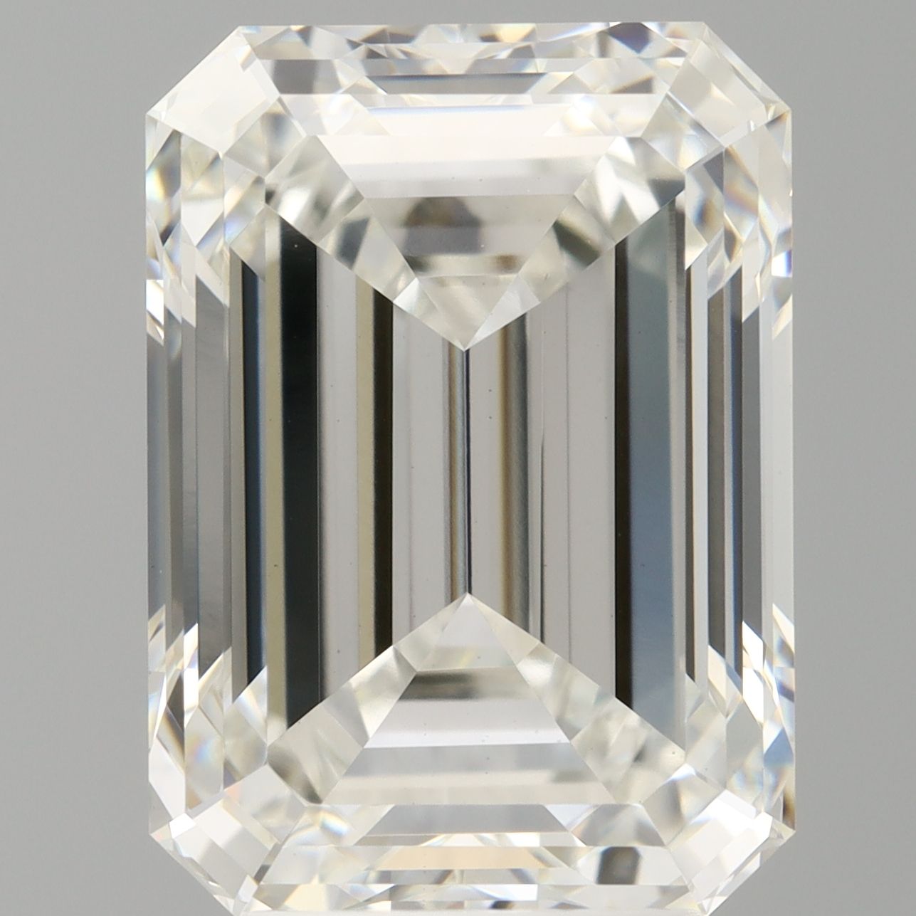 5.10 ct. emerald Lab Grown Diamond front image