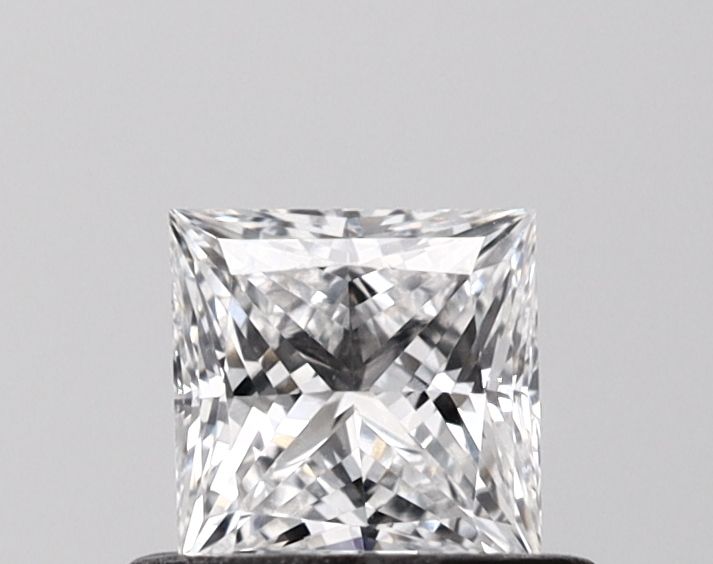 0.53 ct. princess Lab Grown Diamond front image