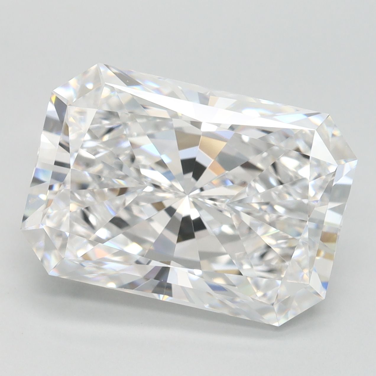 5.37 ct. radiant Lab Grown Diamond front image