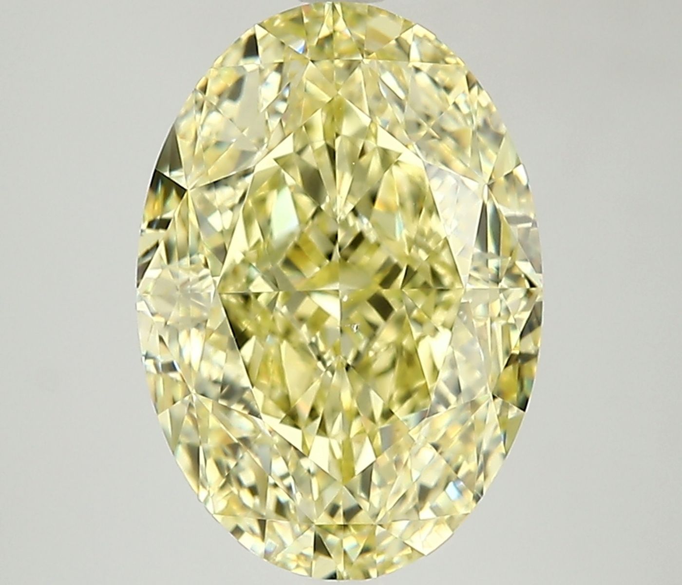 Diament 4.47 ct Fancy Yellow/VS2