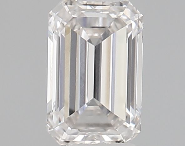 0.44 ct Emerald diamond