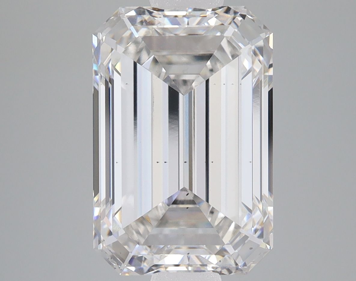 5.56 ct. emerald Lab Grown Diamond front image