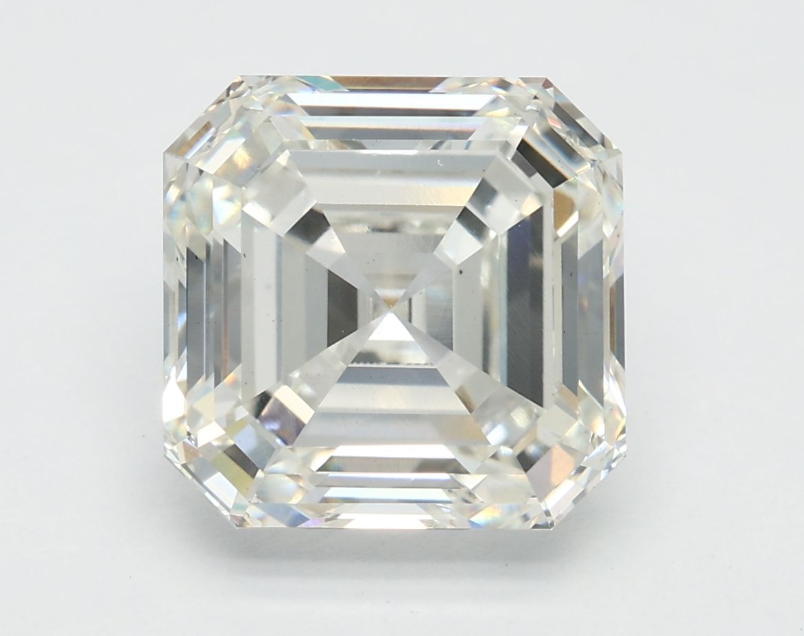 3.65 ct Square Emerald diamond