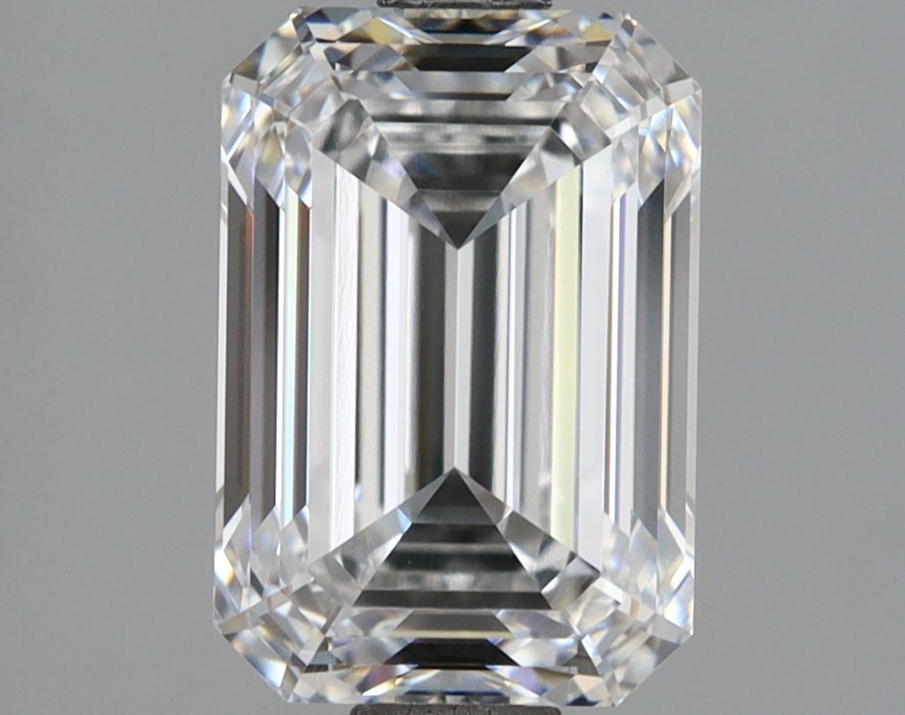 2.66 ct. emerald Lab Grown Diamond front image