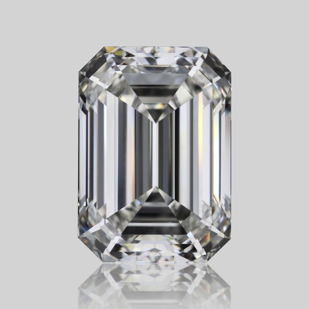 2.01 ct Emerald diamond