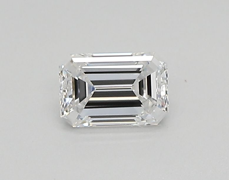 0.39 ct lab-grown Emerald Diamond
