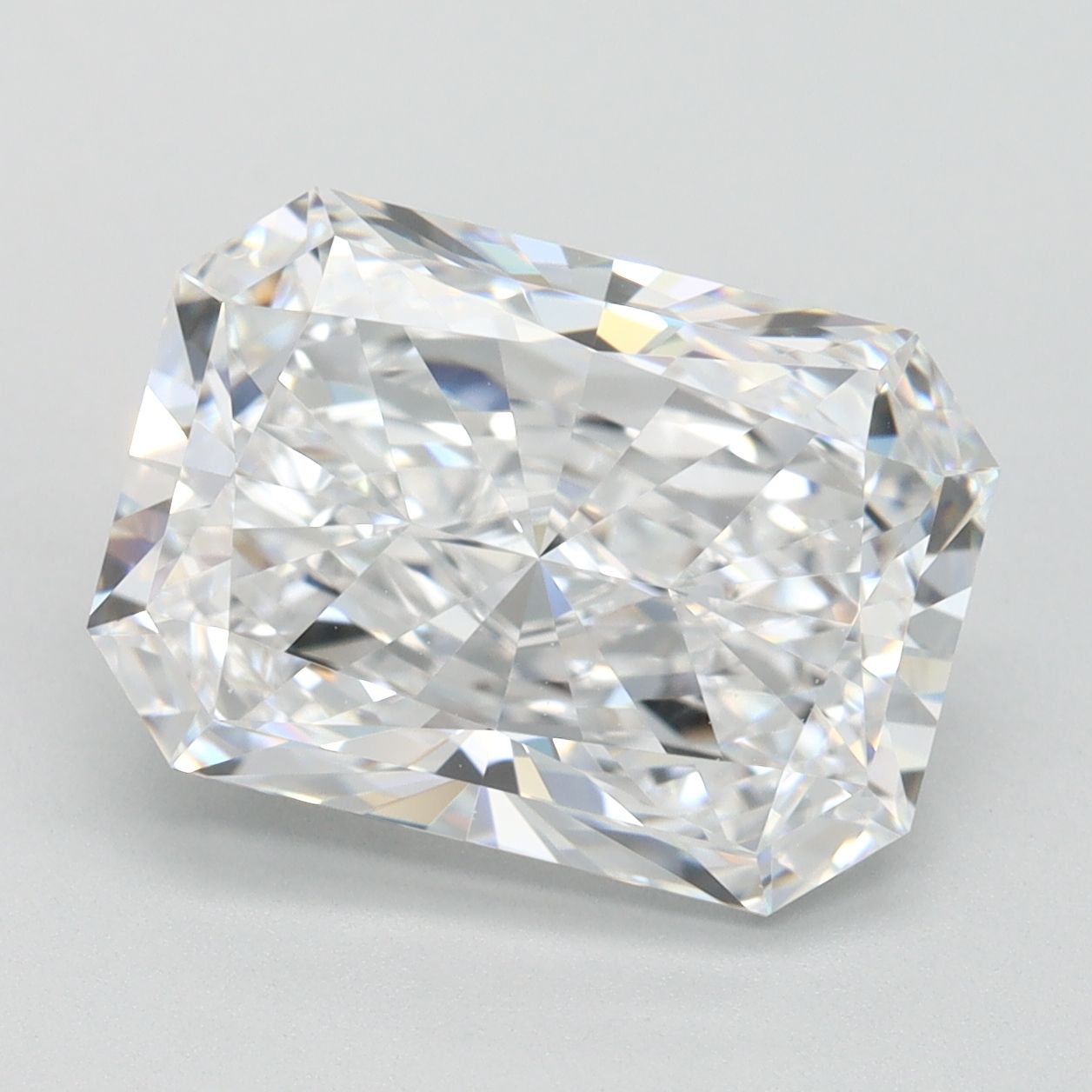 4.27 ct. radiant Lab Grown Diamond front image