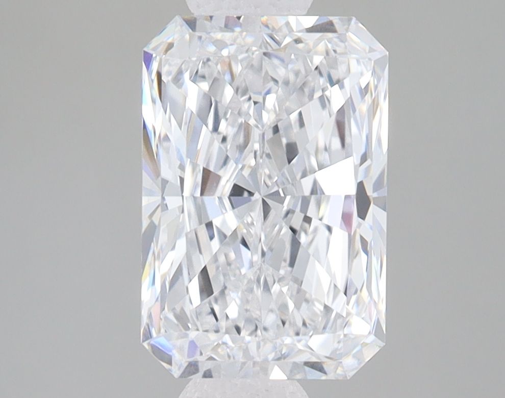 2.62 ct. radiant Lab Grown Diamond front image