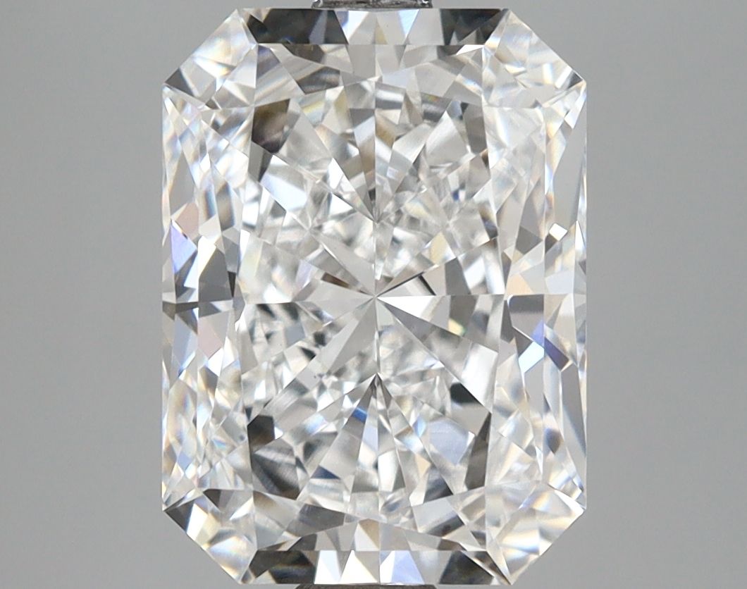 4.07 ct. radiant Lab Grown Diamond front image