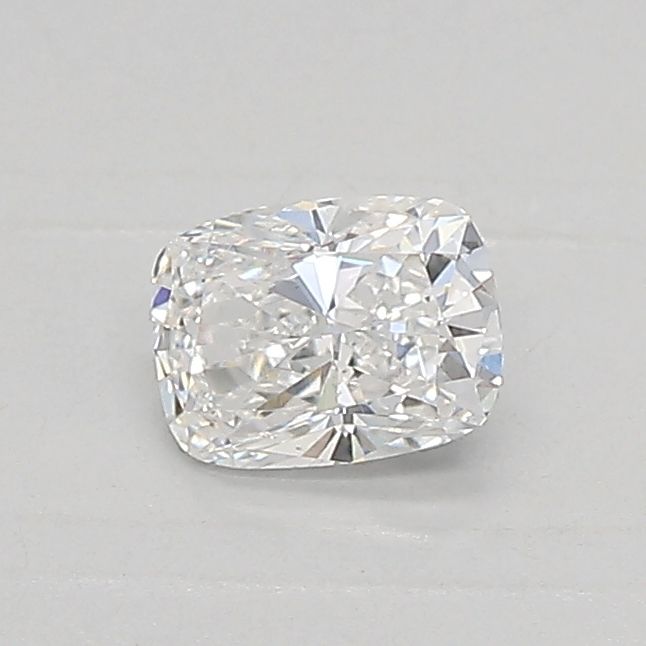 0.4 ct lab-grown Cushion modified Diamond