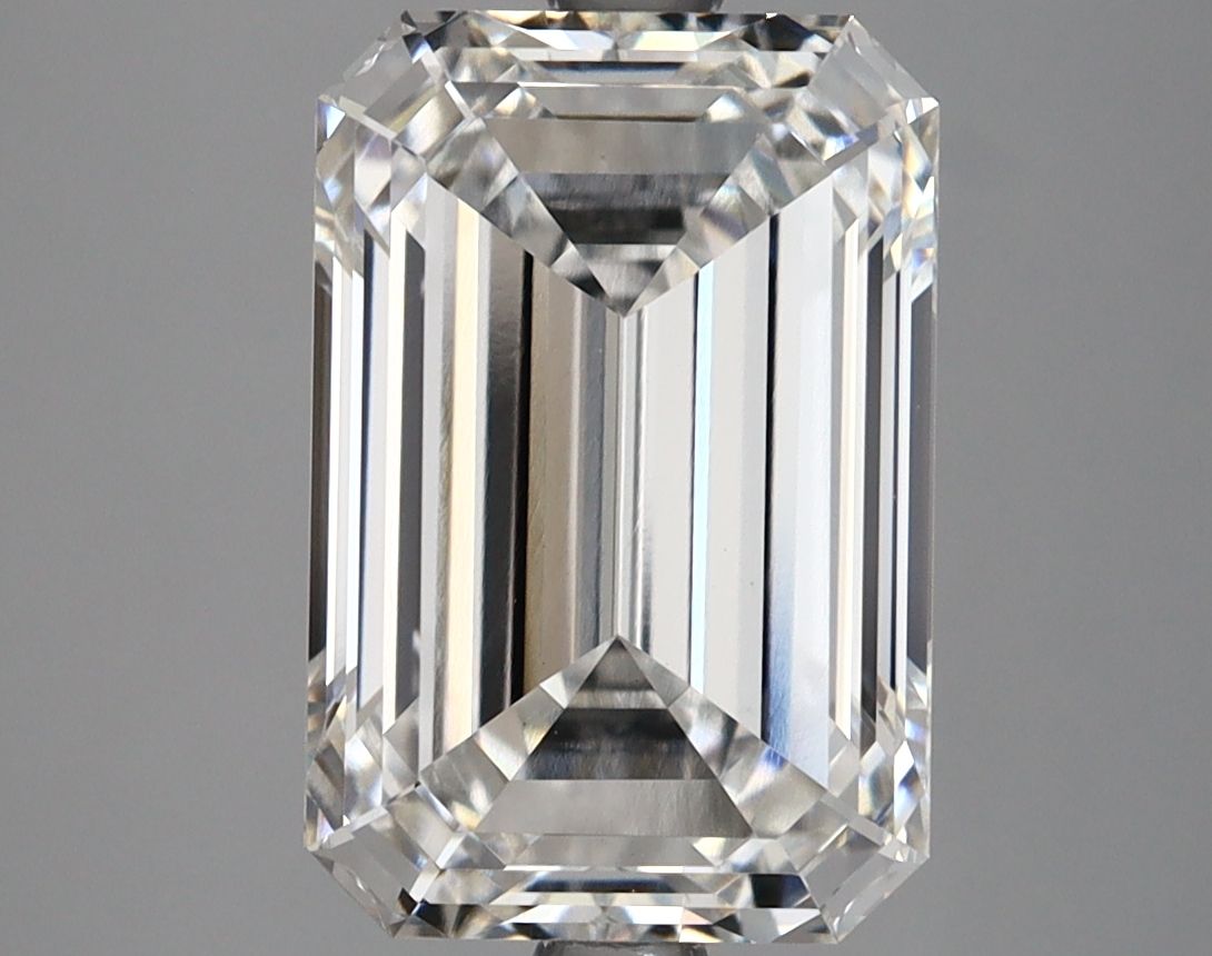 4.49 ct. emerald Lab Grown Diamond front image