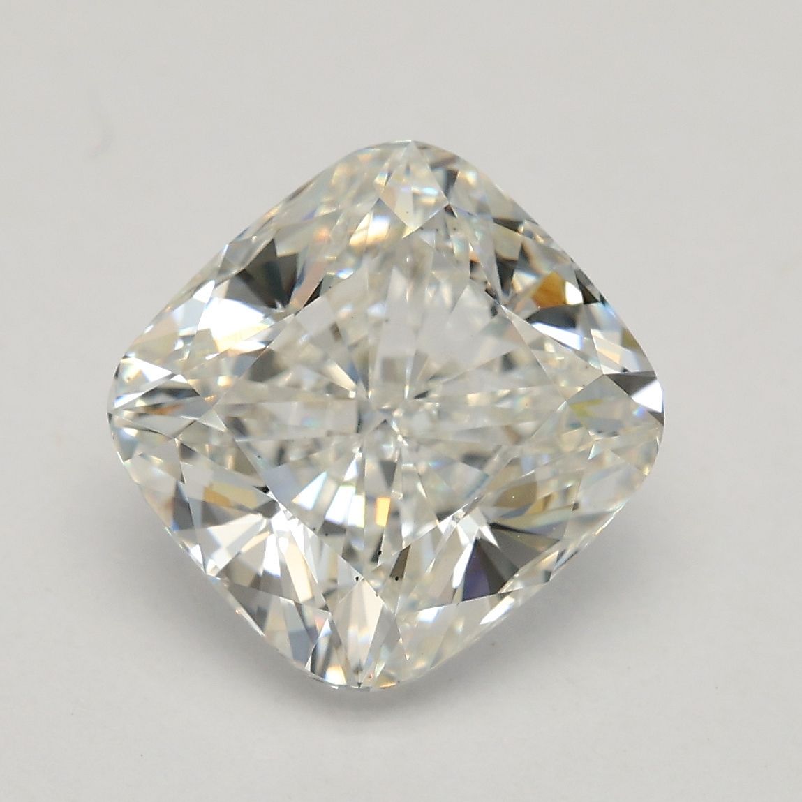 3.03 ct Cushion Brilliant diamond
