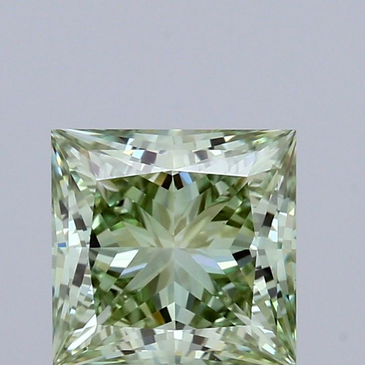 1.32 ct Princess diamond