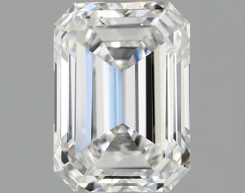 1.56 ct. emerald Lab Grown Diamond front image