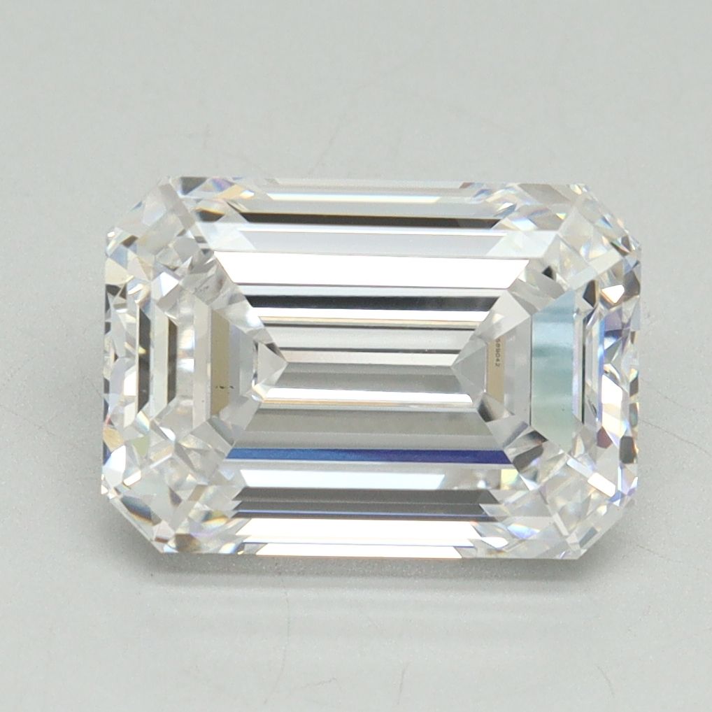 4.15 ct. emerald Lab Grown Diamond front image