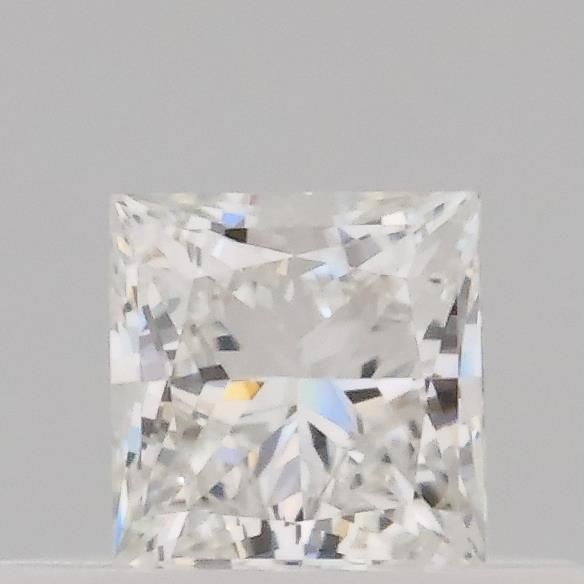 0.30 ct Princess diamond
