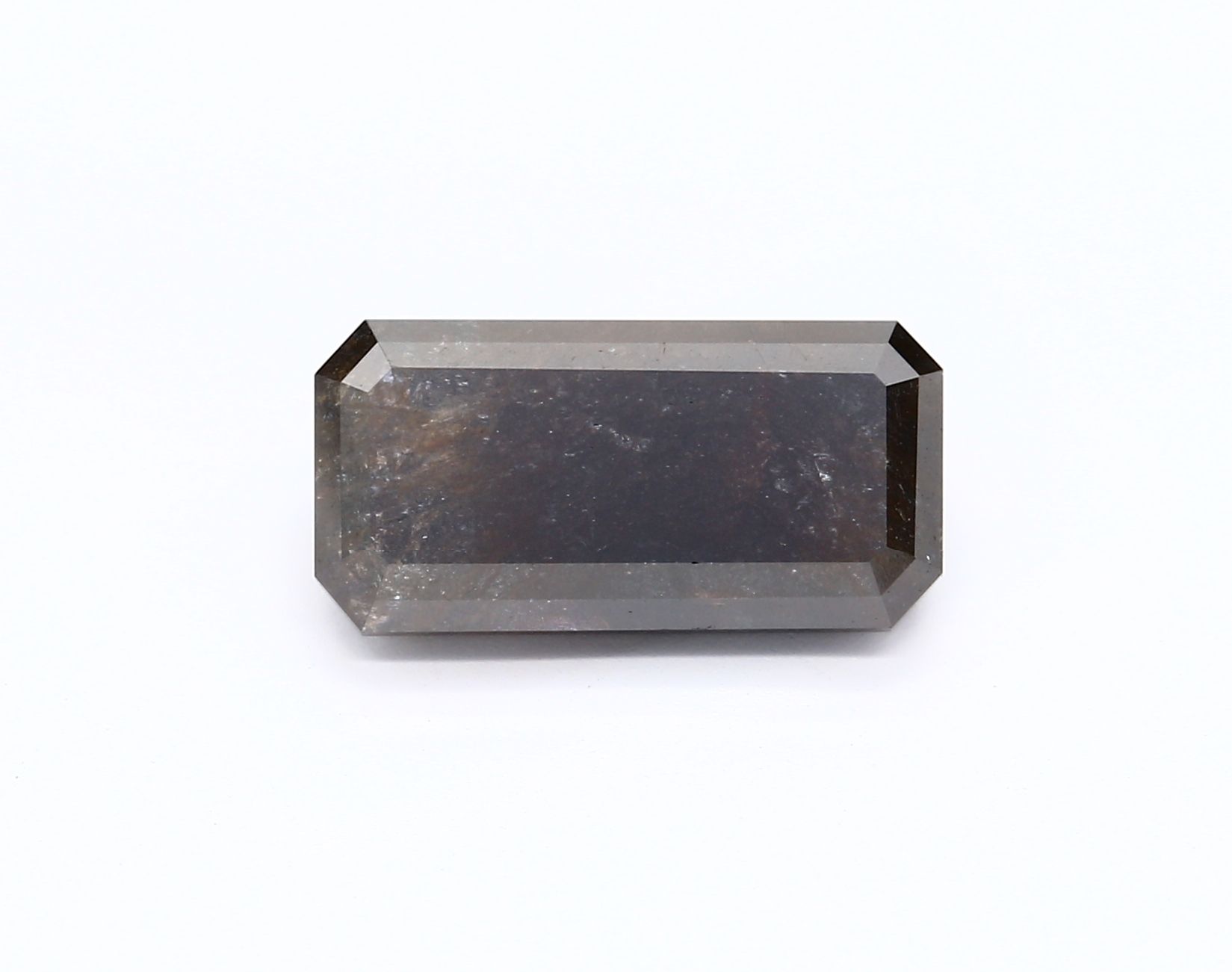 2.28 ct Emerald diamond