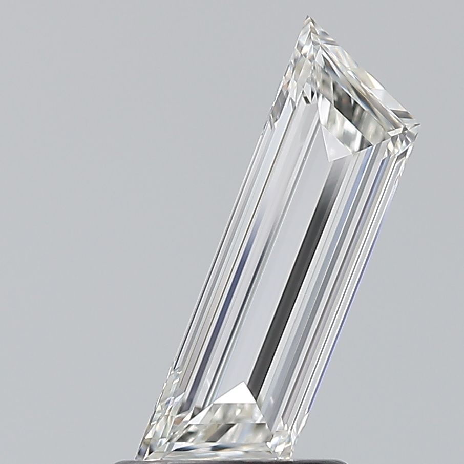 0.7 ct Trapezoid Diamond