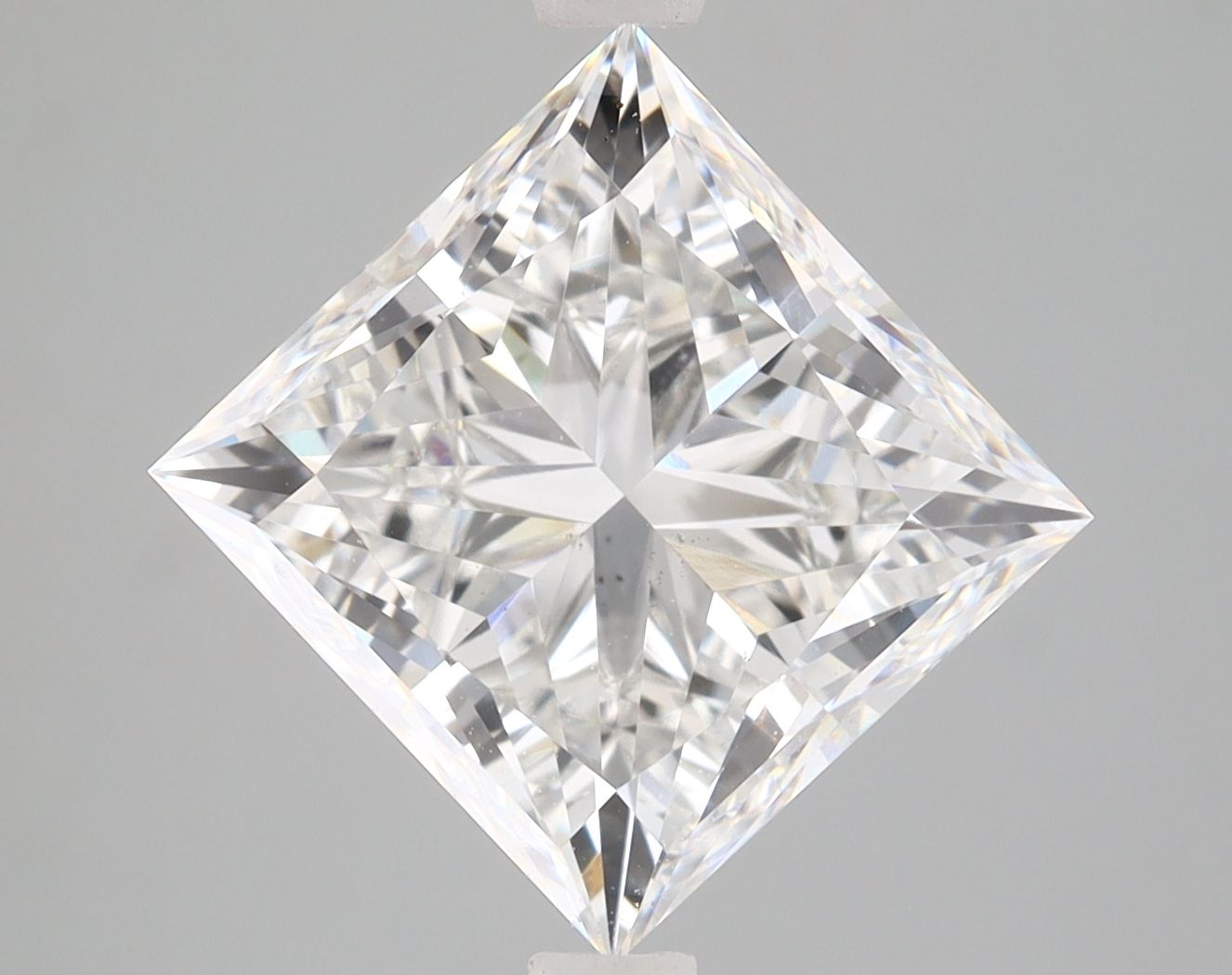 4.57 ct. princess Lab Grown Diamond front image