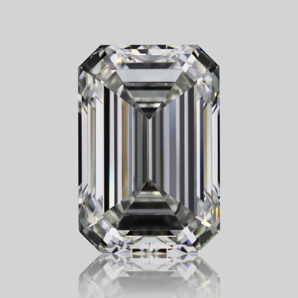 2.20 ct Emerald diamond