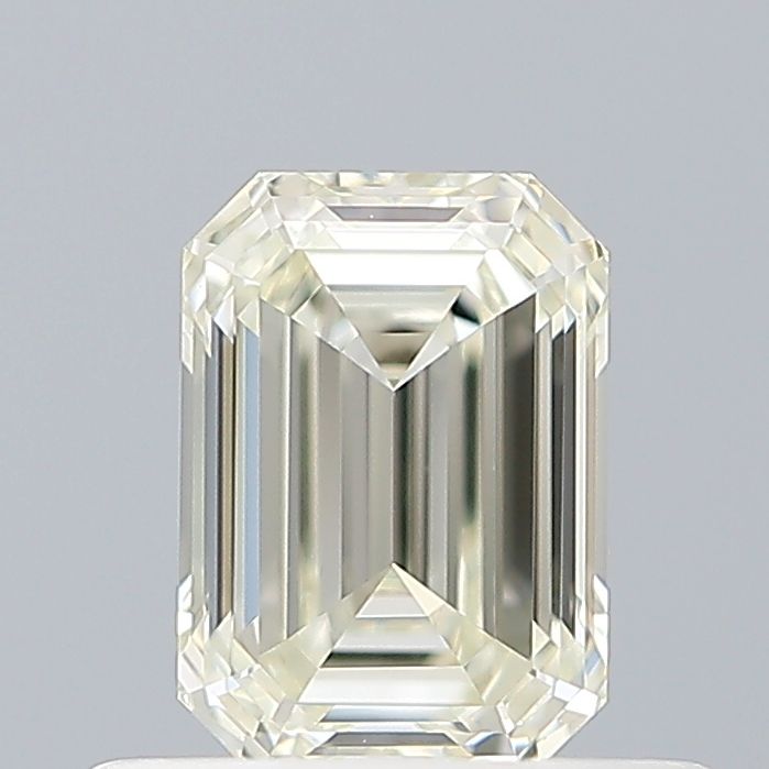 0.46 ct Emerald Diamond