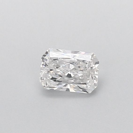 0.39 ct lab-grown Radiant Diamond