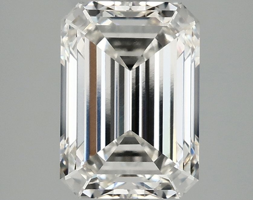 3.07 ct Emerald diamond