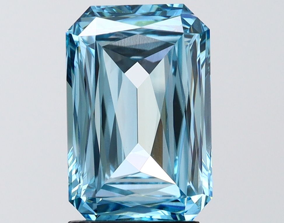 3.13 ct. radiant Lab Grown Diamond front image