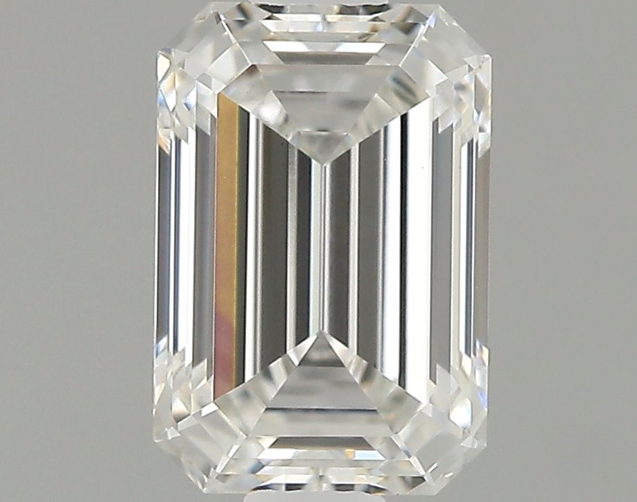 0.83 ct Emerald diamond