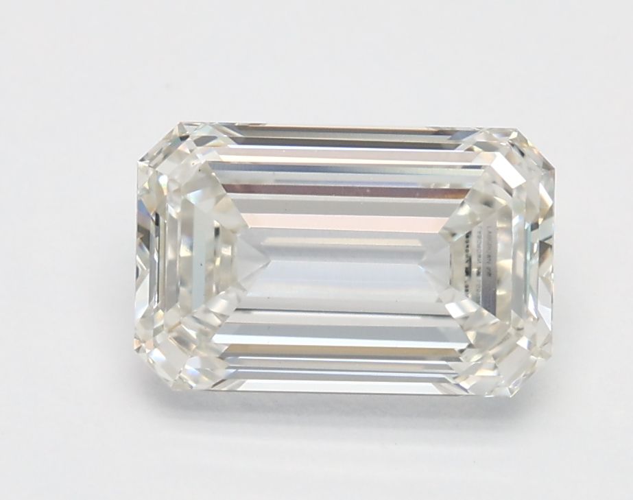 1.32 ct Emerald diamond
