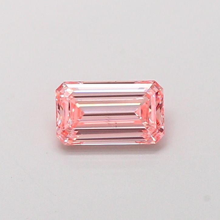 0.9 CT Fancy Intense Pink EMERALD