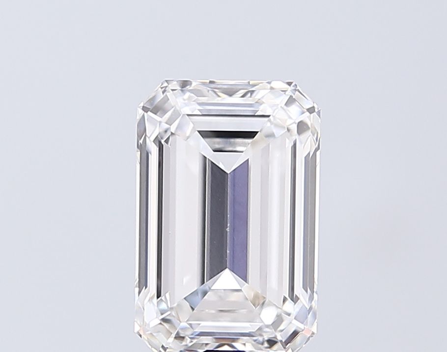 2.57 ct. emerald Lab Grown Diamond front image