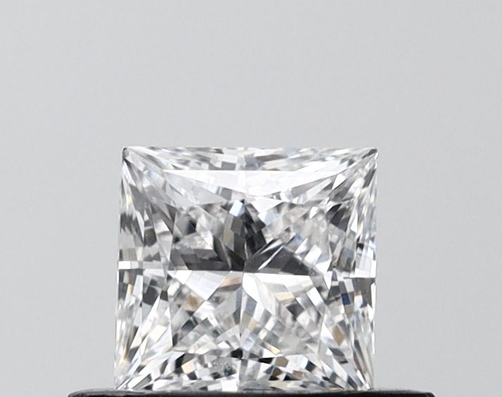 0.6 ct lab-grown Princess Diamond