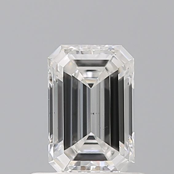0.75 ct Emerald diamond
