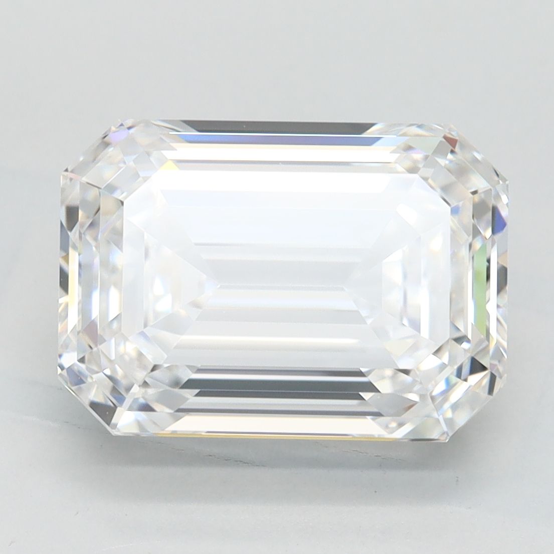 4.09 ct. emerald Lab Grown Diamond front image
