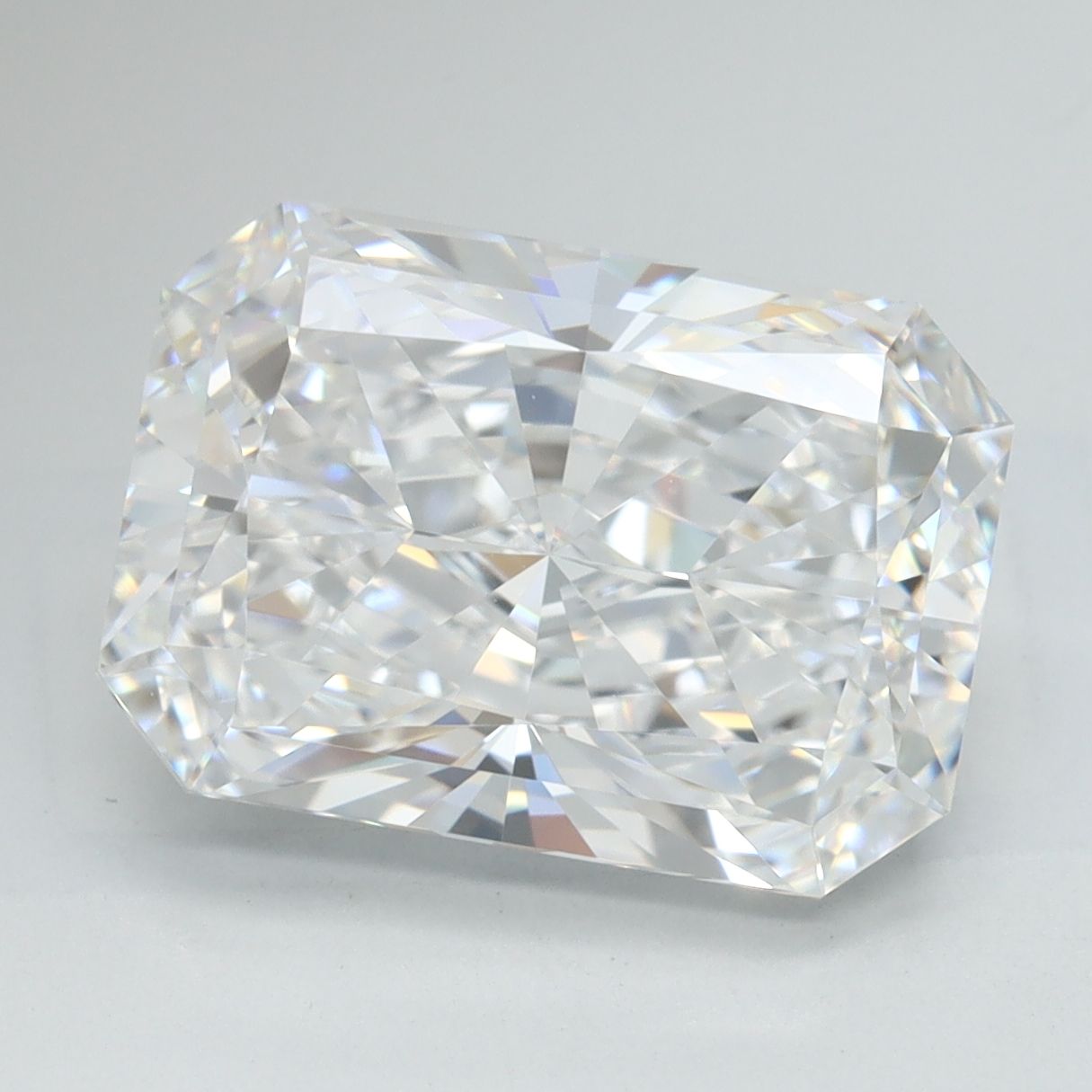 4.27 ct. radiant Lab Grown Diamond front image