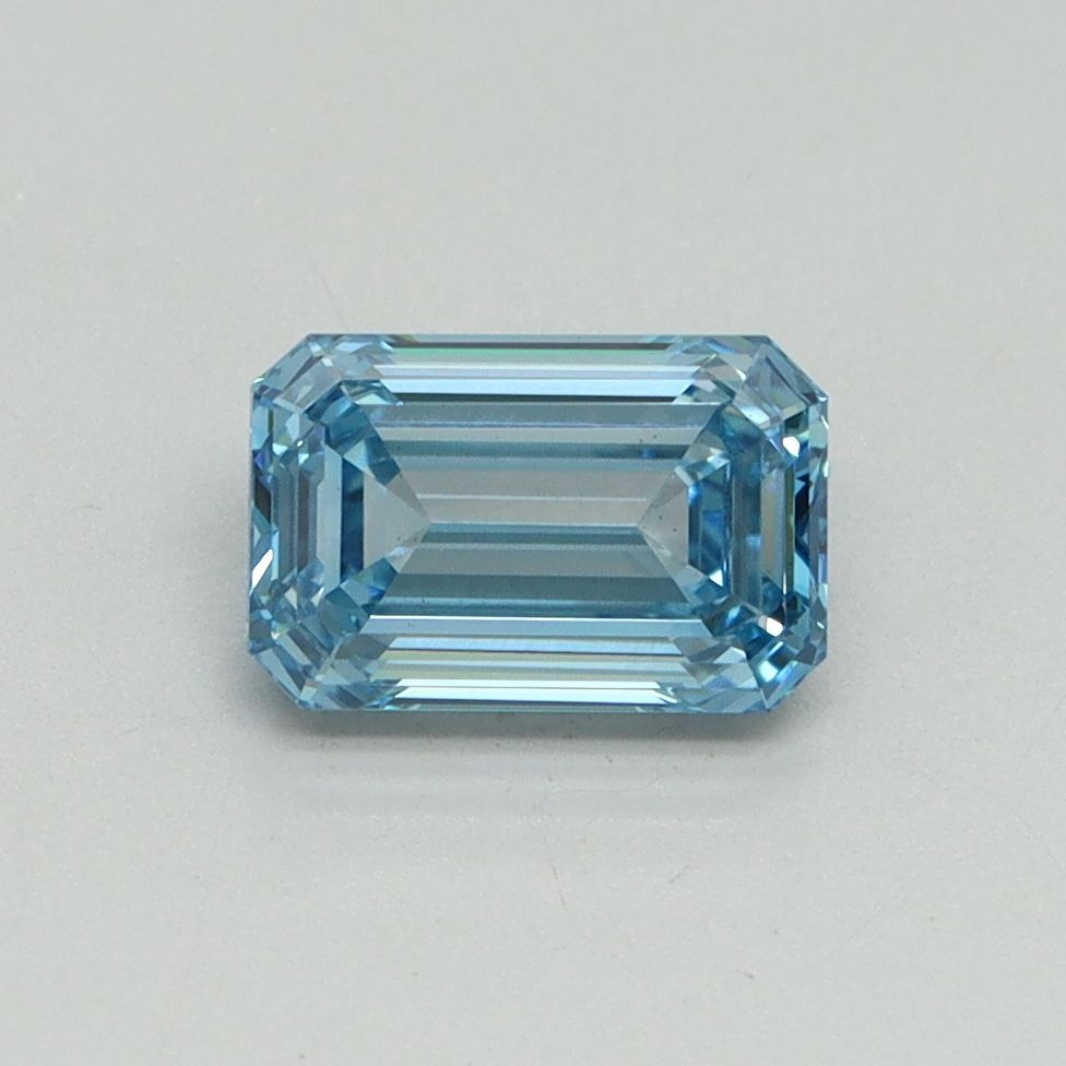 1.05 ct. emerald Lab Grown Diamond front image