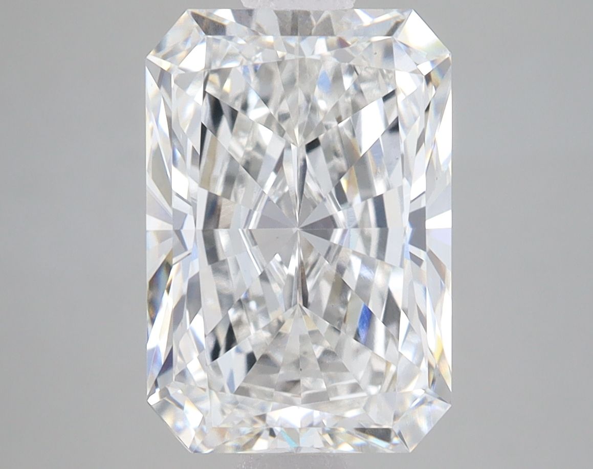 4.56 ct. radiant Lab Grown Diamond front image