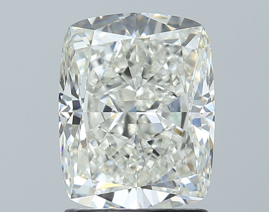 2.01 ct Cushion Brilliant diamond